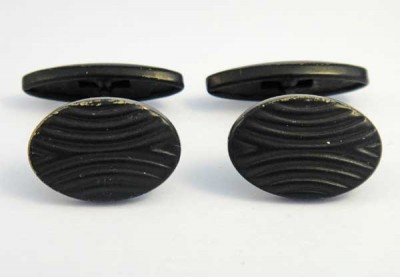 Boutons de manchette metal peint noir